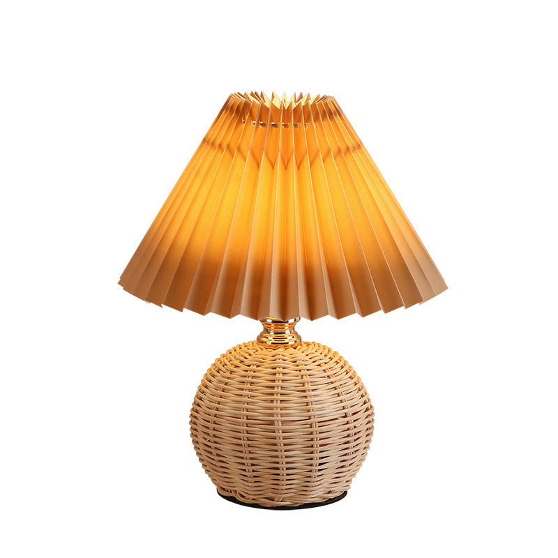 Tkana rattanowa lampa stołowa LED z plisowanym abażurem z tkaniny