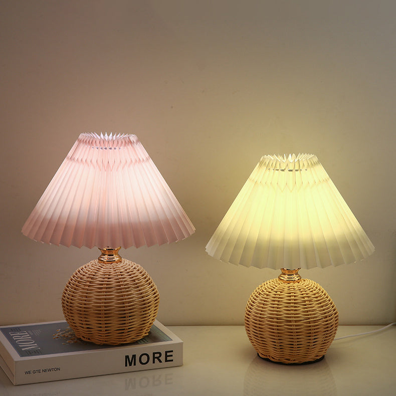 Lampa stołowa led podstawa rattanowa pleciona abażur plisowany