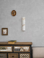 Estetyczna lampa ścienna z alabastru