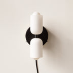 Elegancka lampa ścienna Nowoczesne światło góra i dół