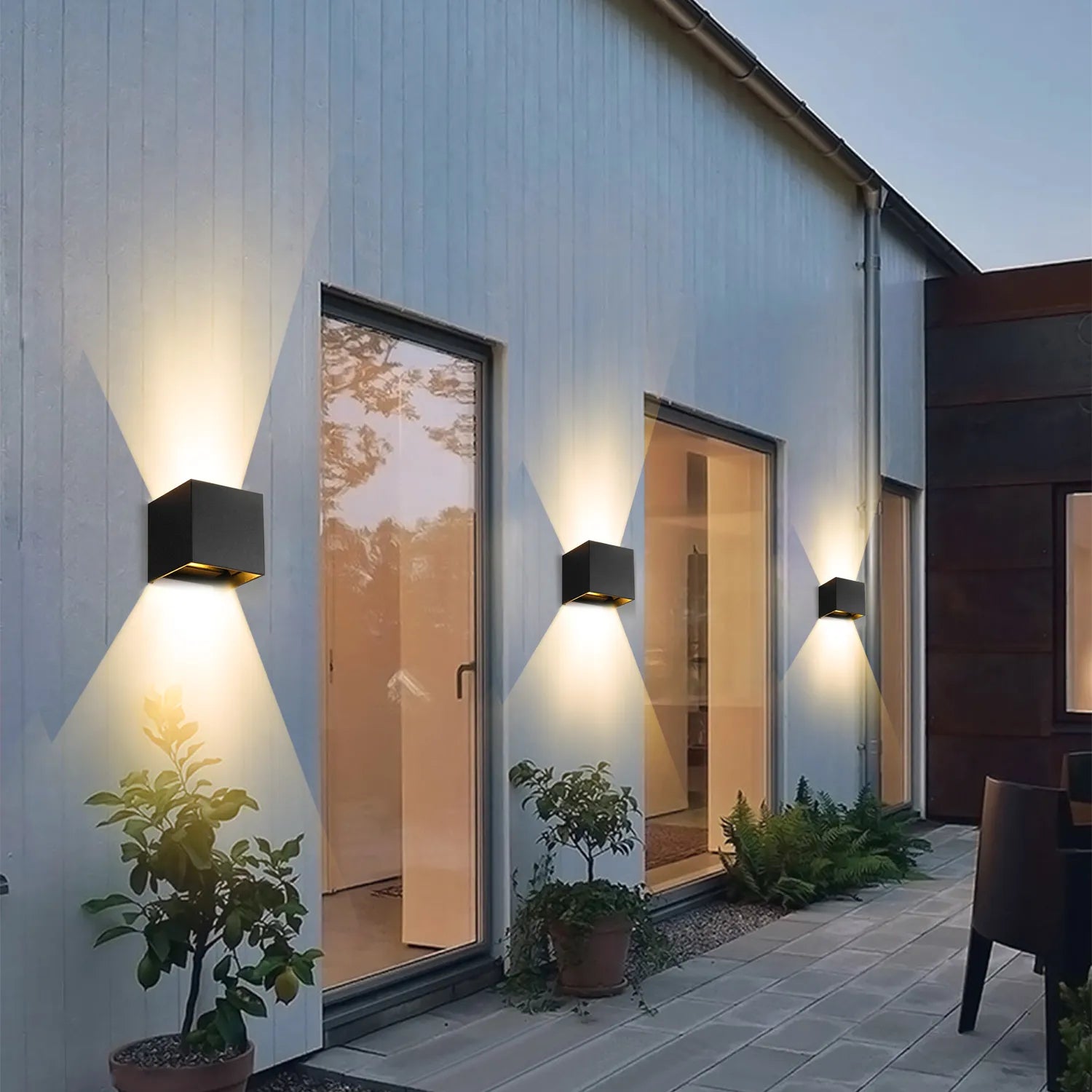 Zestaw 2 sztuk – minimalistyczne bezprzewodowe lampy LED do montażu ściennego