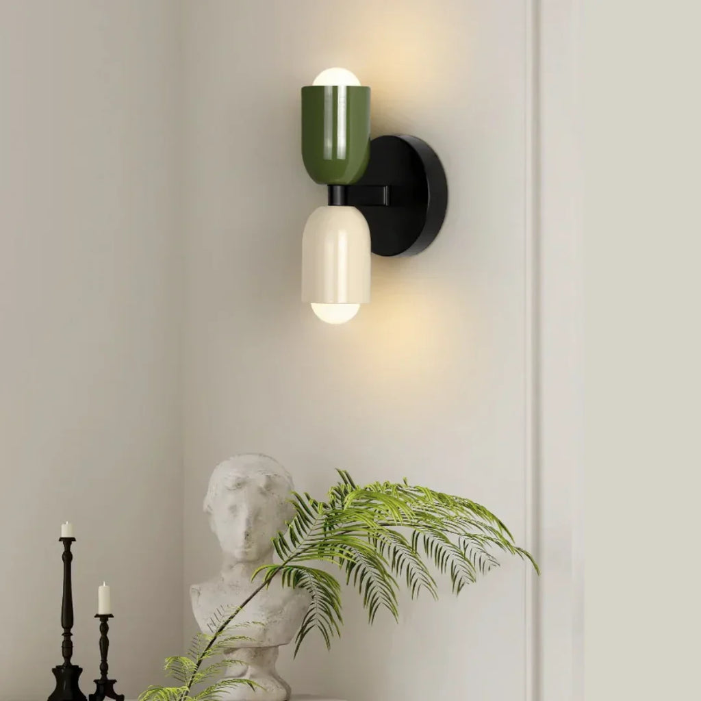 Elegancka skandynawska lampa ścienna LED dwustronna