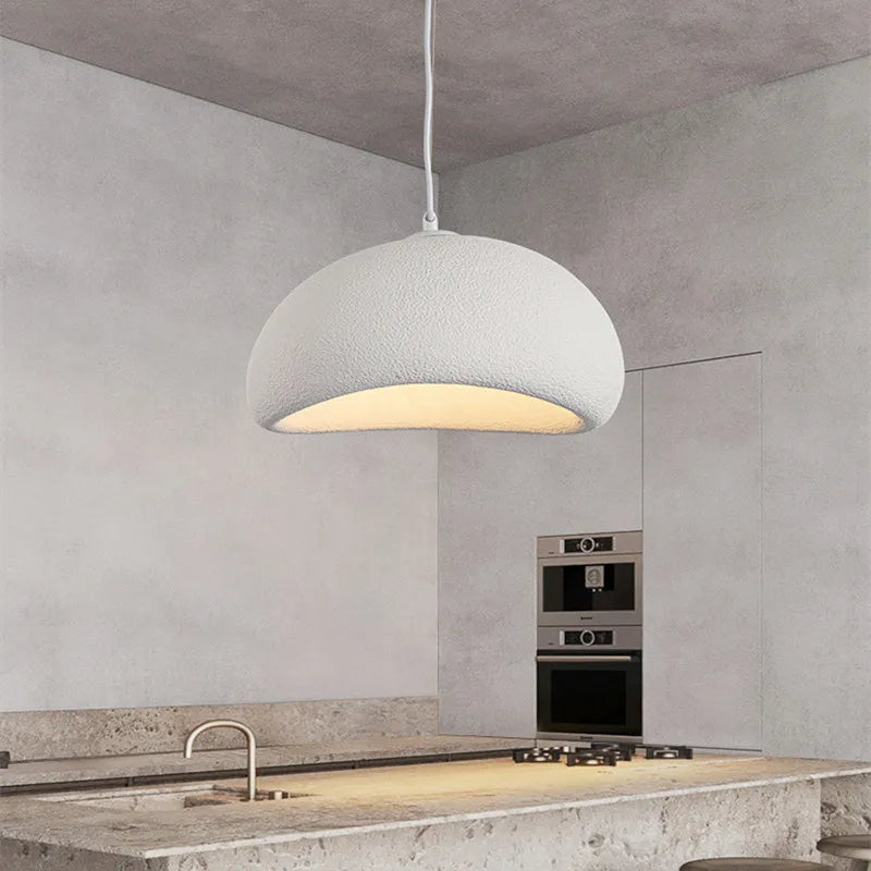Minimalistyczna lampa sufitowa w stylu japandi