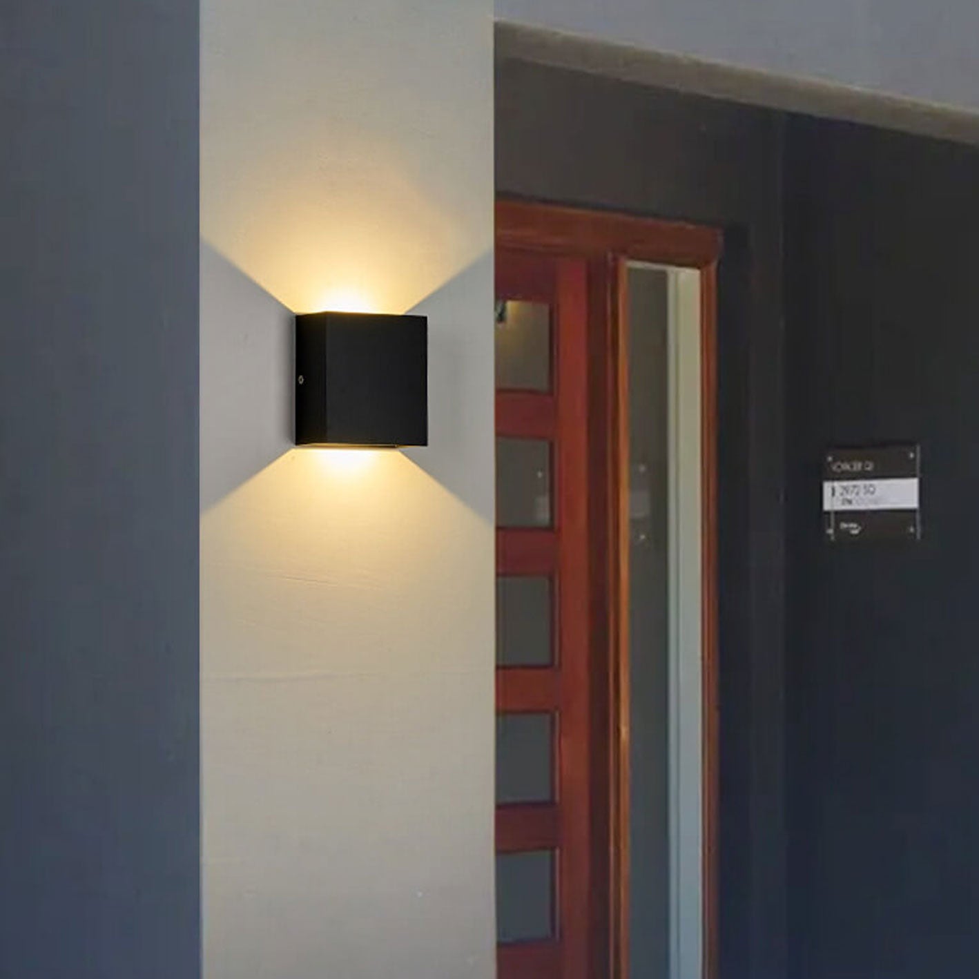 Zewnętrzne oświetlenie LED z czujnikiem ruchu inteligentne