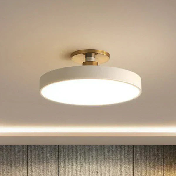 Subtelna Lampa LED w Stylu Minimalistycznym – Nowoczesny Design