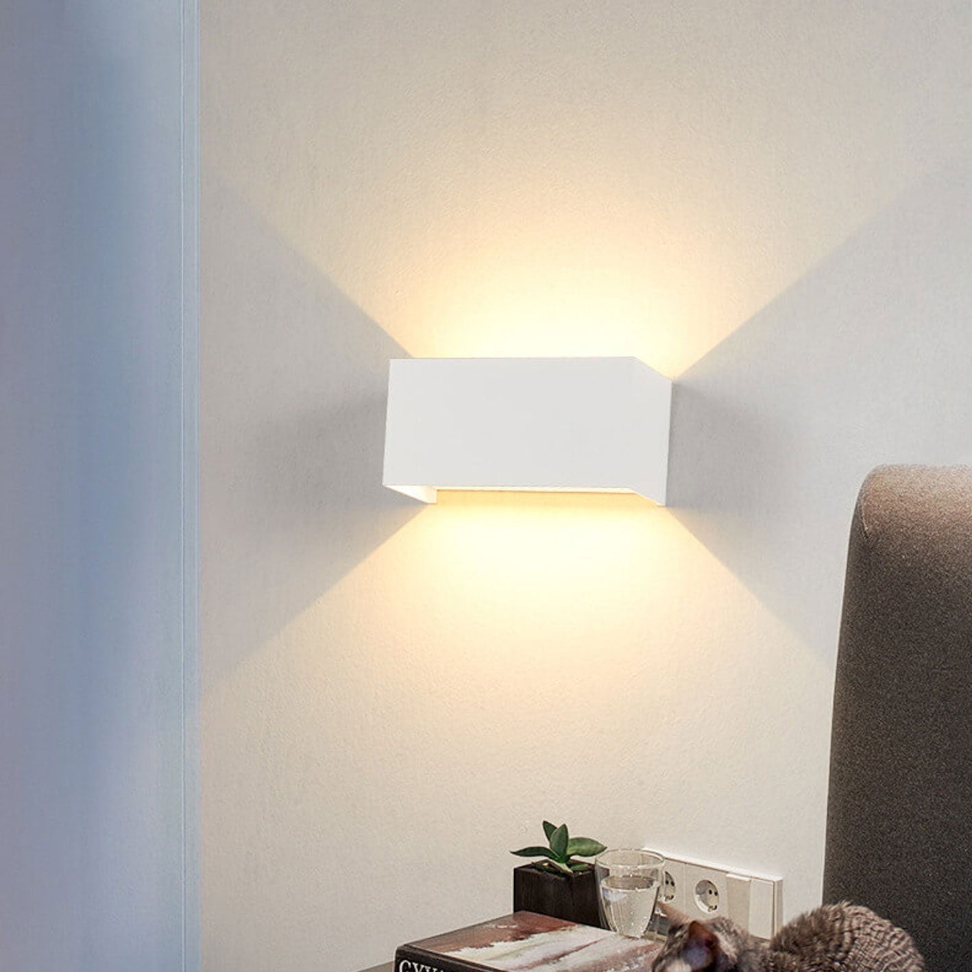 Jasna energooszczędna lampa LED zewnętrzna