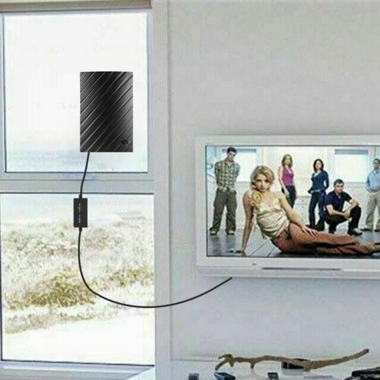 Zaawansowana wewnętrzna antena telewizyjna 4K - HD o dużym zasięgu do użytku w pomieszczeniach