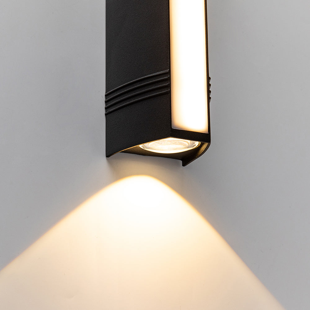 Elegancka Lampa LED na Zewnątrz – Jasne i Odporne na Warunki Pogodowe Oświetlenie Elewacji