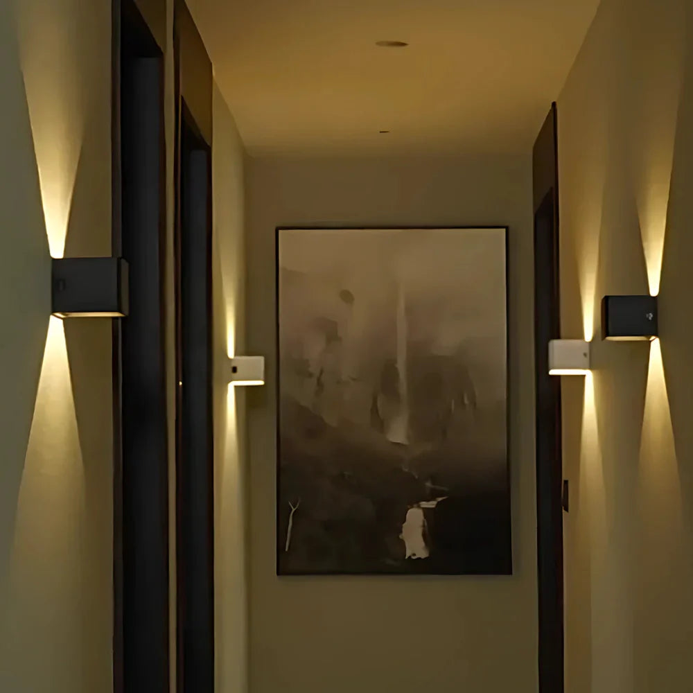 Ozdobna regulowana lampa ścienna – Idealna do użytku wewnątrz i na zewnątrz
