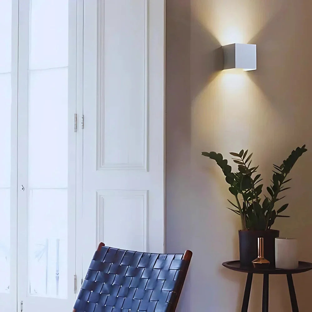 Ozdobna regulowana lampa ścienna – Idealna do użytku wewnątrz i na zewnątrz
