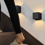 Ozdobna regulowana lampa ścienna – Idealna do użytku wewnątrz i na zewnątrz