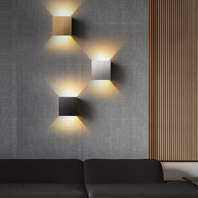 Nastrojowa estetyczna lampa ścienna do nowoczesnego domu
