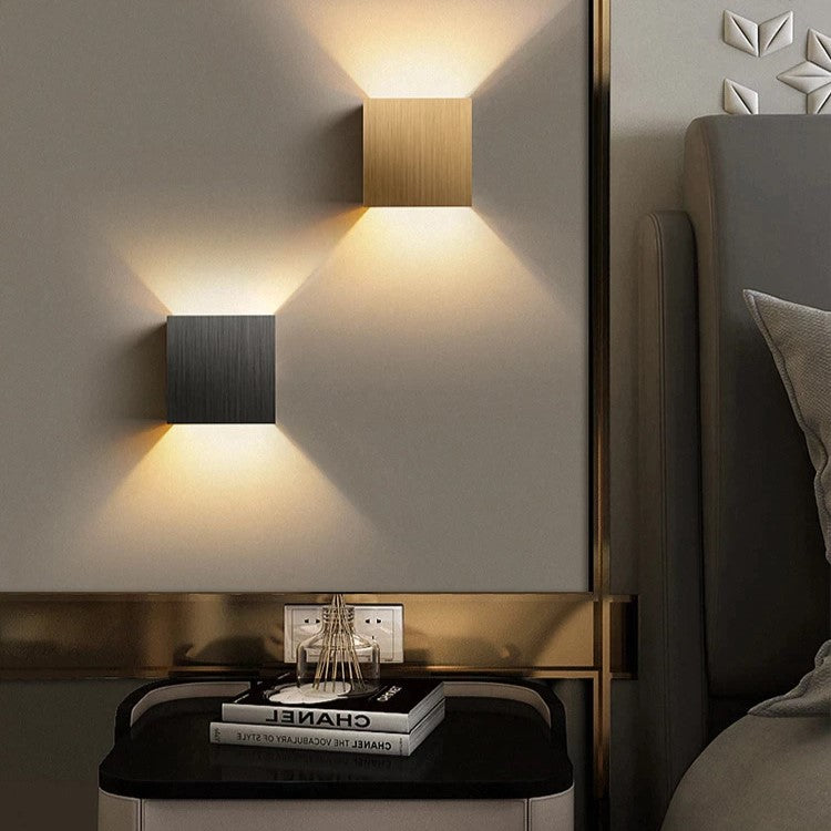 Nastrojowa estetyczna lampa ścienna do nowoczesnego domu