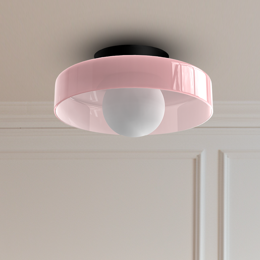 Minimalistyczna lampa wisząca z delikatnym światłem