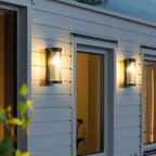 Elegancka lampa ścienna zasilana energią słoneczną do ogrodu i patio