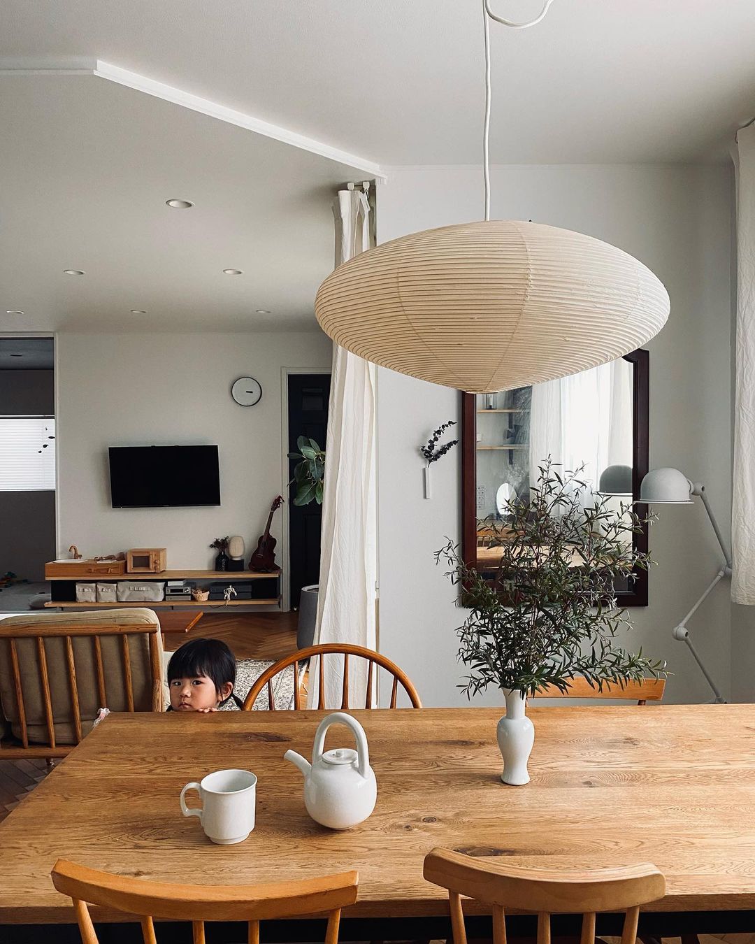 Stylowa Designerska Biała Designerska lampa wisząca Japandi do salonu i jadalni