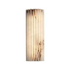 Estetyczna lampa ścienna z alabastru