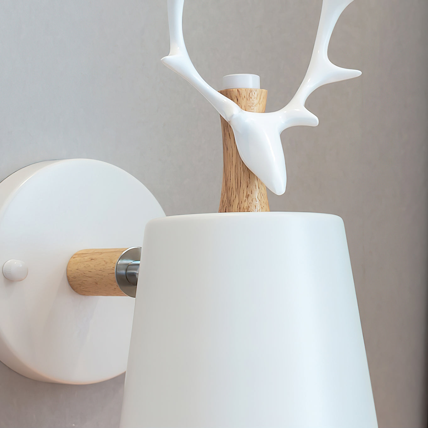 Kinkiet Antler
