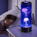 Hipnotyzująca lampa kształcie meduzy z delikatnymi kolorami LED