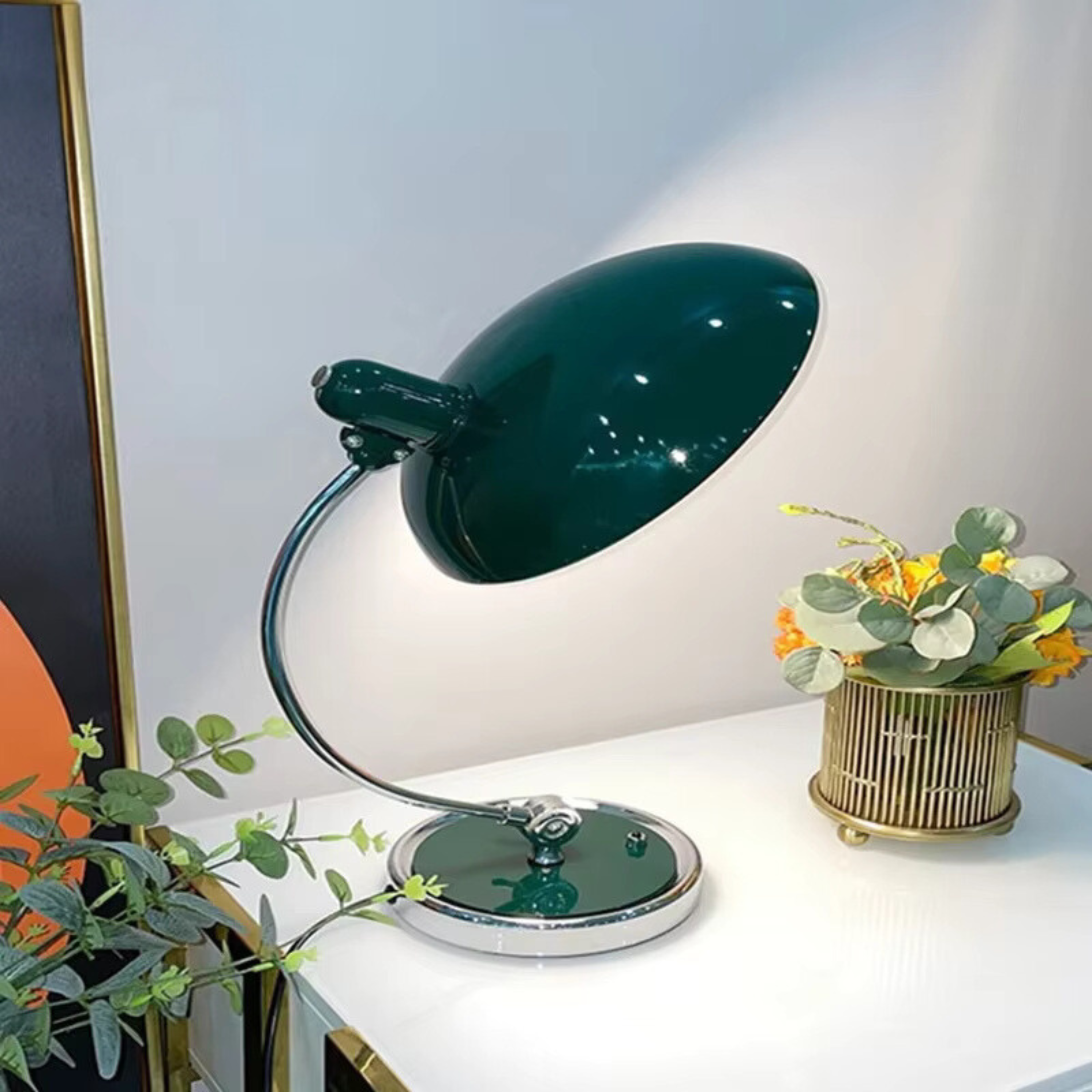 Nowoczesna lampa stołowa w stylu Bauhaus