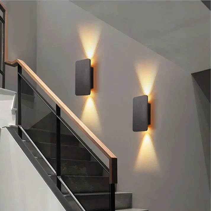 Nowoczesna metalowa lampa ścienna LED prostokątna do wnętrz