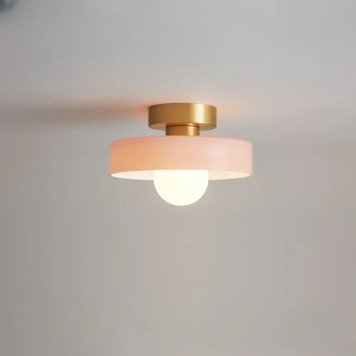 Współczesna kolorowa nowoczesna skandynawska lampa sufitowa