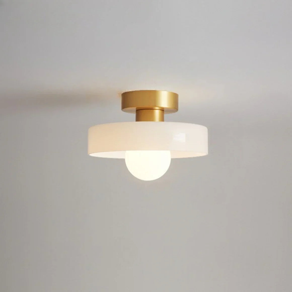 Współczesna kolorowa nowoczesna skandynawska lampa sufitowa