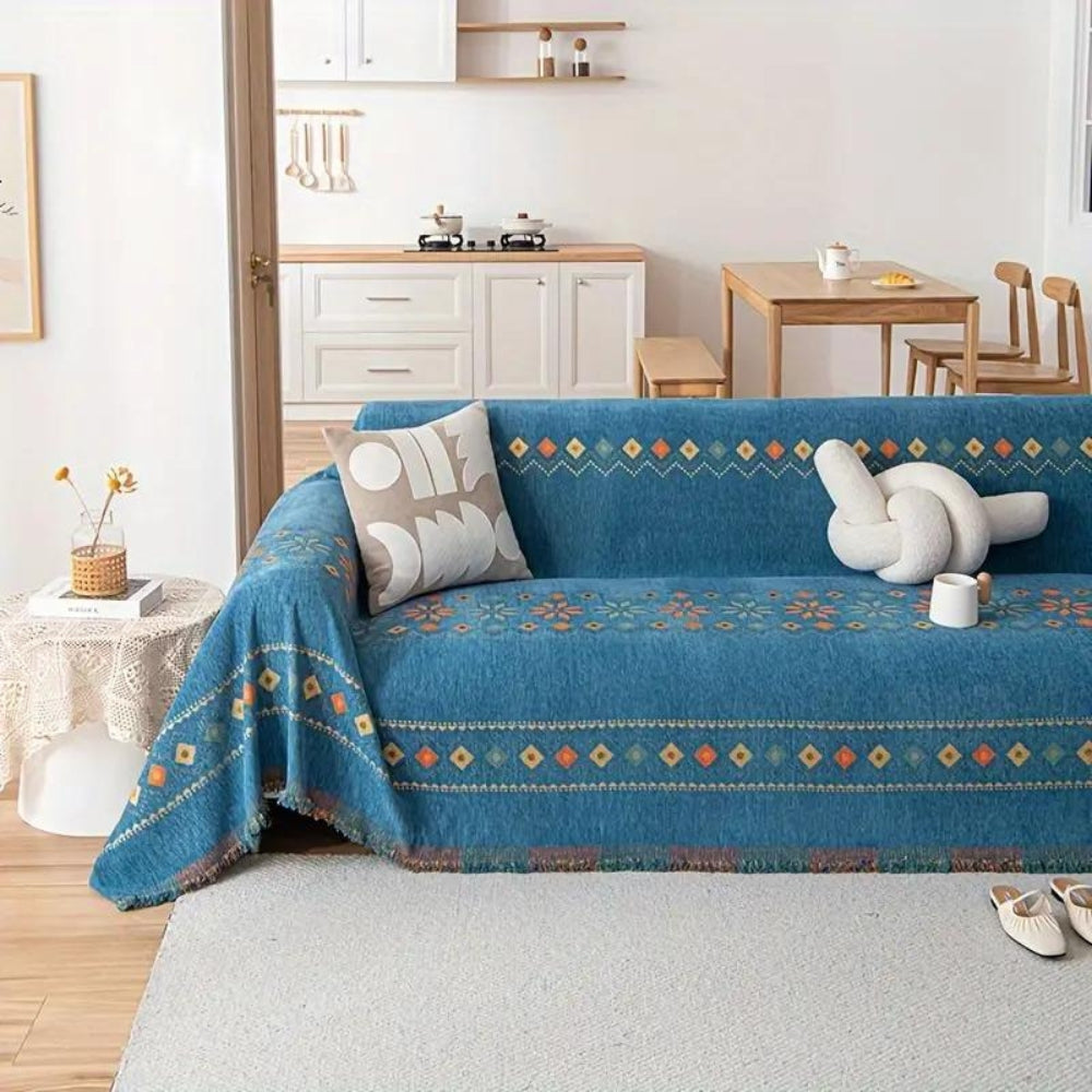 Ozdobny koc w stylu boho z frędzlami