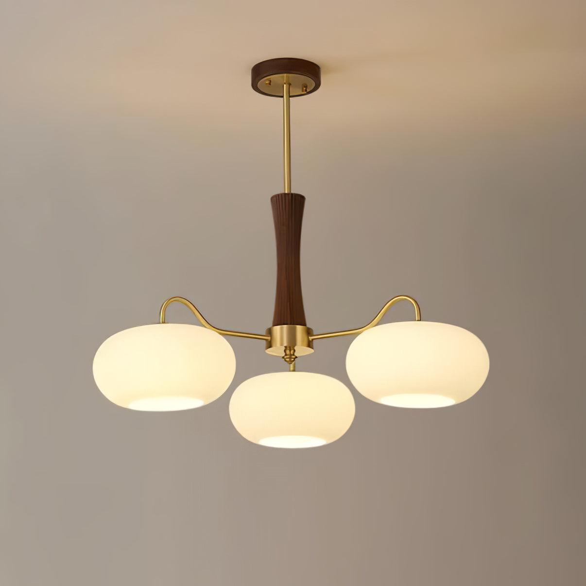 Luksusowa lampa sufitowa w stylu mid-century z mosiądzu i szkła