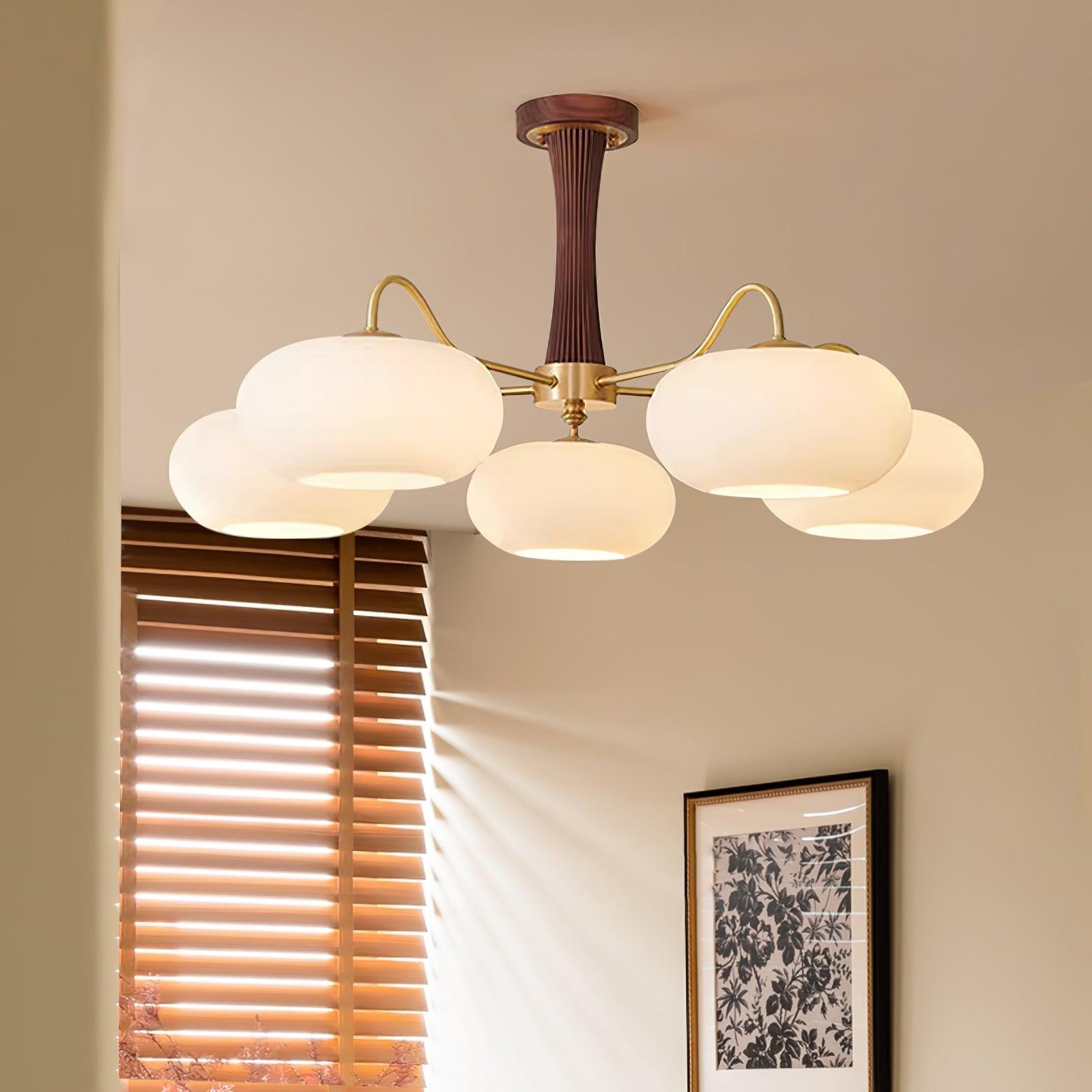 Luksusowa lampa sufitowa w stylu mid-century z mosiądzu i szkła