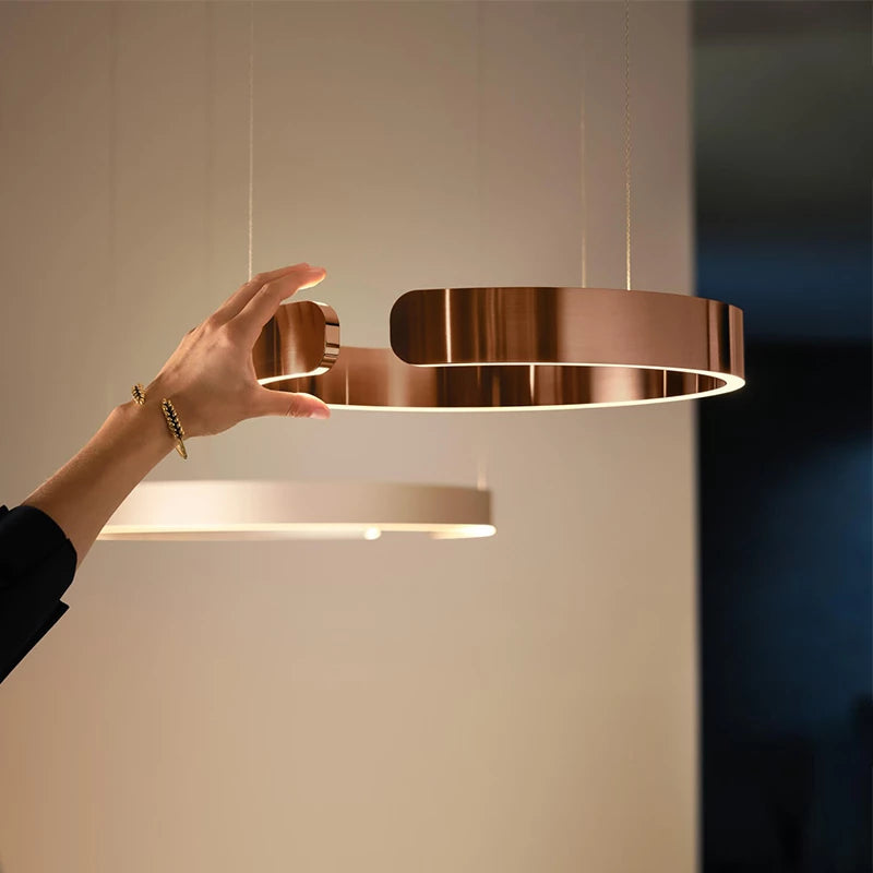 Atmosferyczna okrągła świetlisty lampa wisząca LED do pomieszczeń mieszkalnych