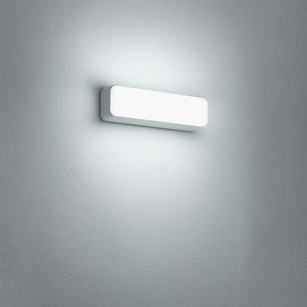 Nowoczesna lampa LED do lusterka kosmetycznego