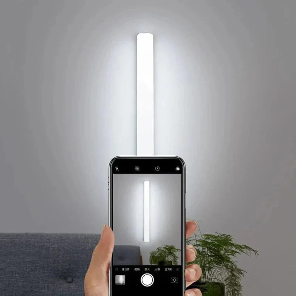 Nowoczesna lampa LED do lusterka kosmetycznego