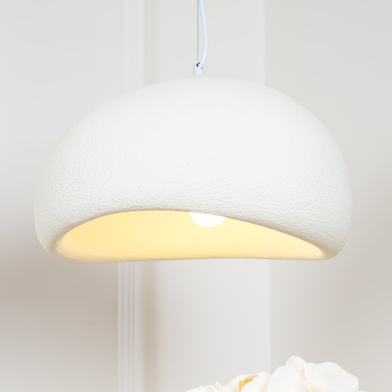 Lampa wisząca w kształcie chmury