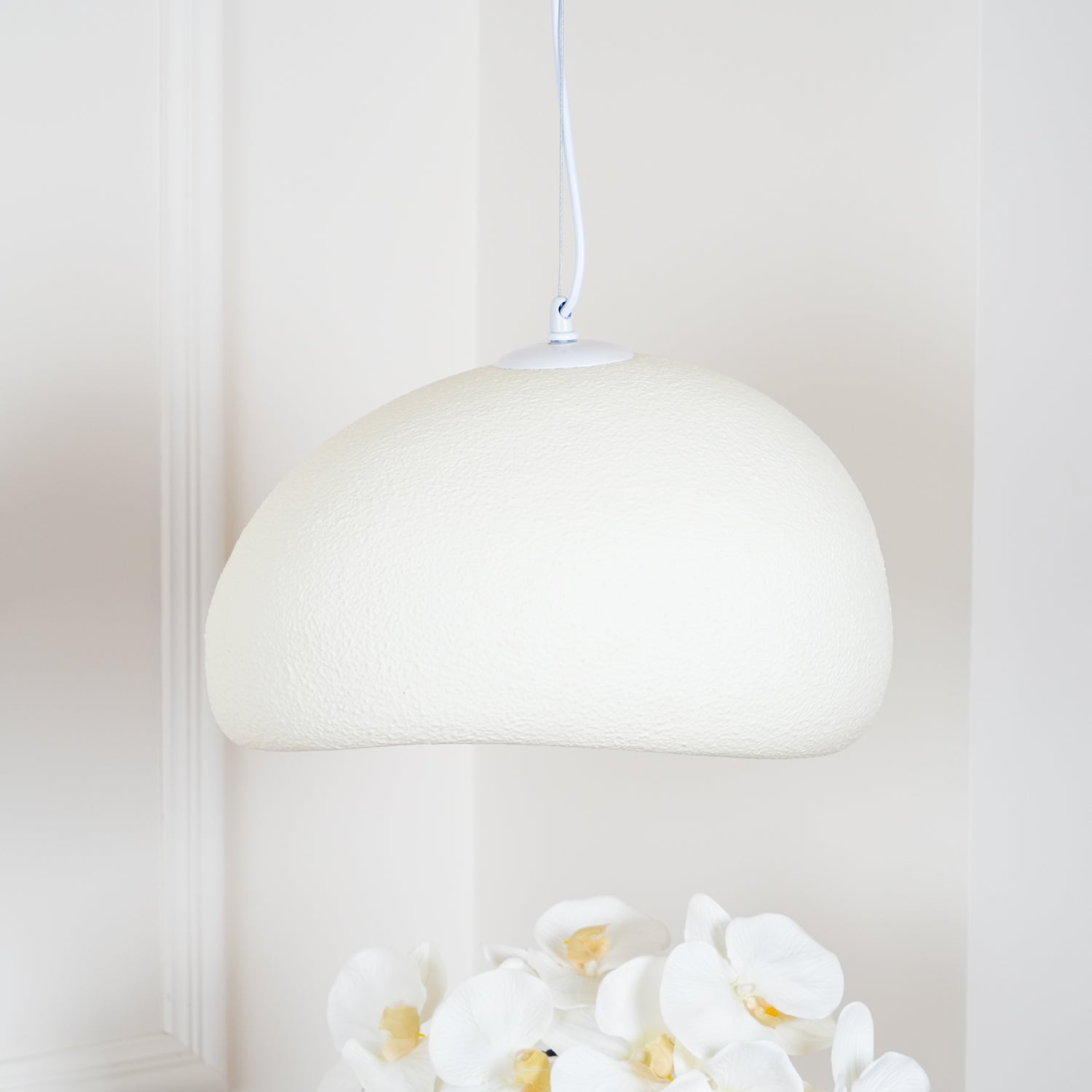 Lampa wisząca w kształcie chmury