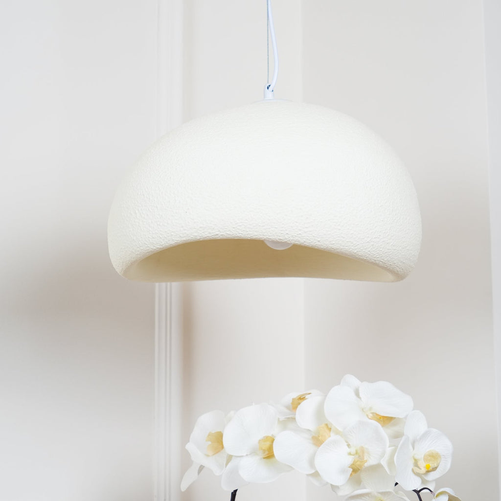 Lampa wisząca w kształcie chmury