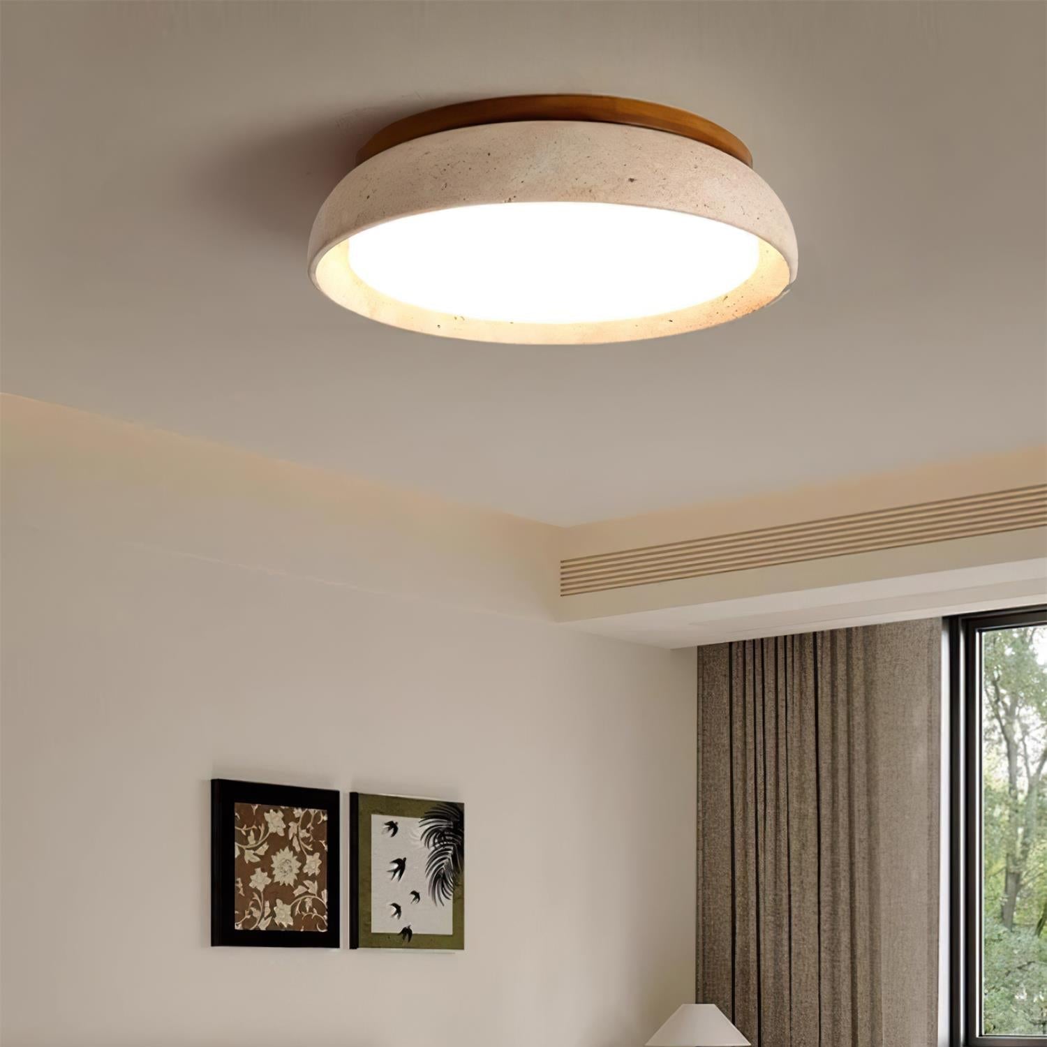 Stylowa lampa sufitowa z trawertynu i drewna