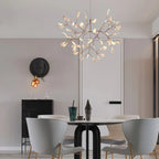 Lampy sufitowe w stylu Firefly – nowoczesny żyrandol typu Sputnik