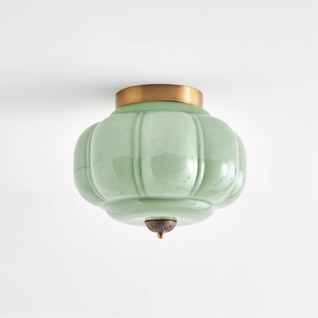 Szklana lampa sufitowa w kolorze jadeitowej zieleni z złotą ramą