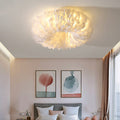 Lampa sufitowa LED w stylu boho z motywem piór do sypialni i salonu