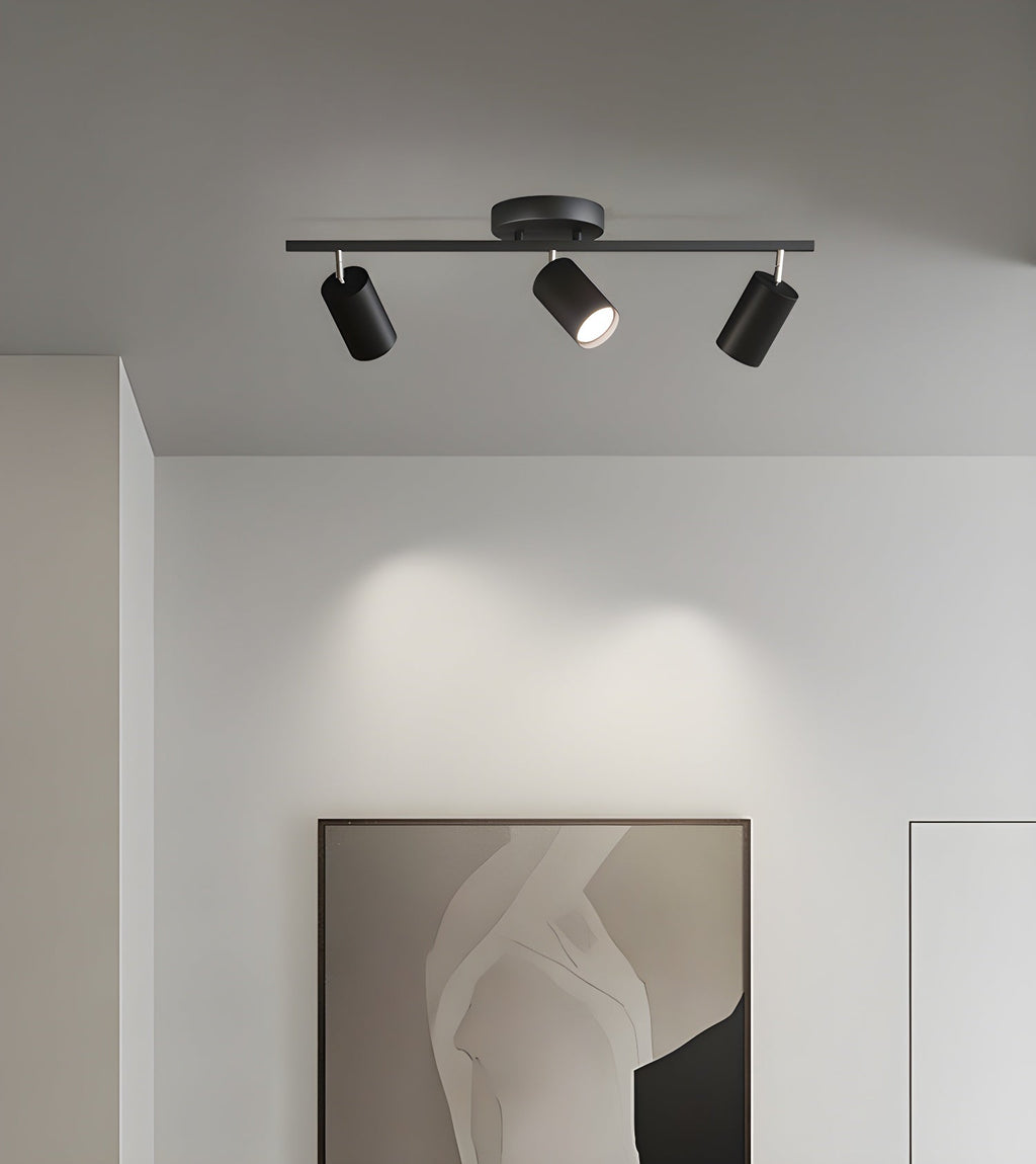 Lampa sufitowa z wieloma głowicami i regulowanymi reflektorami LED