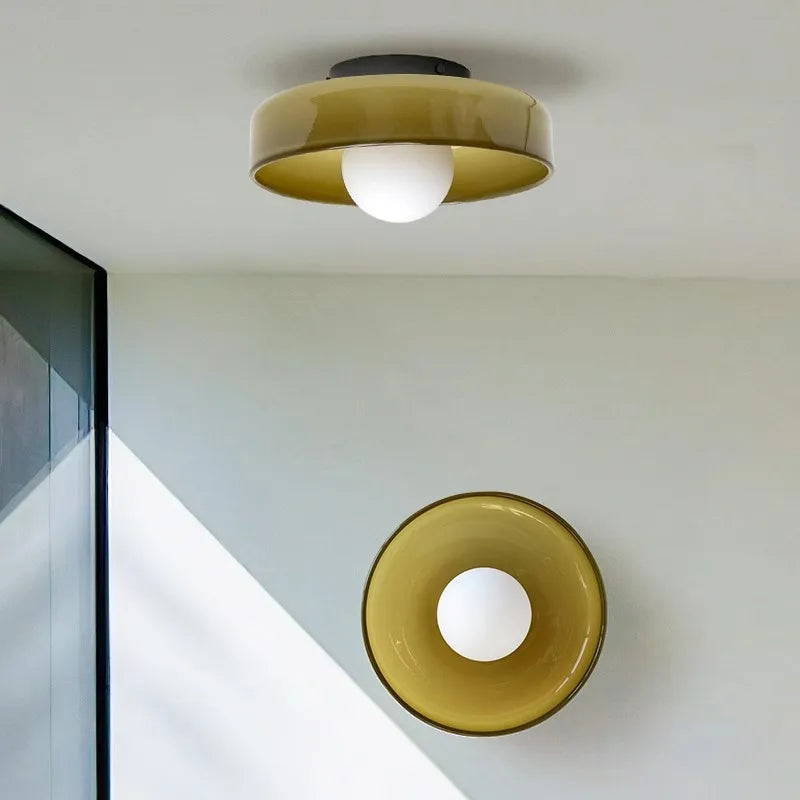 Skandynawska lampa sufitowa LED w minimalistycznym stylu nordyckim