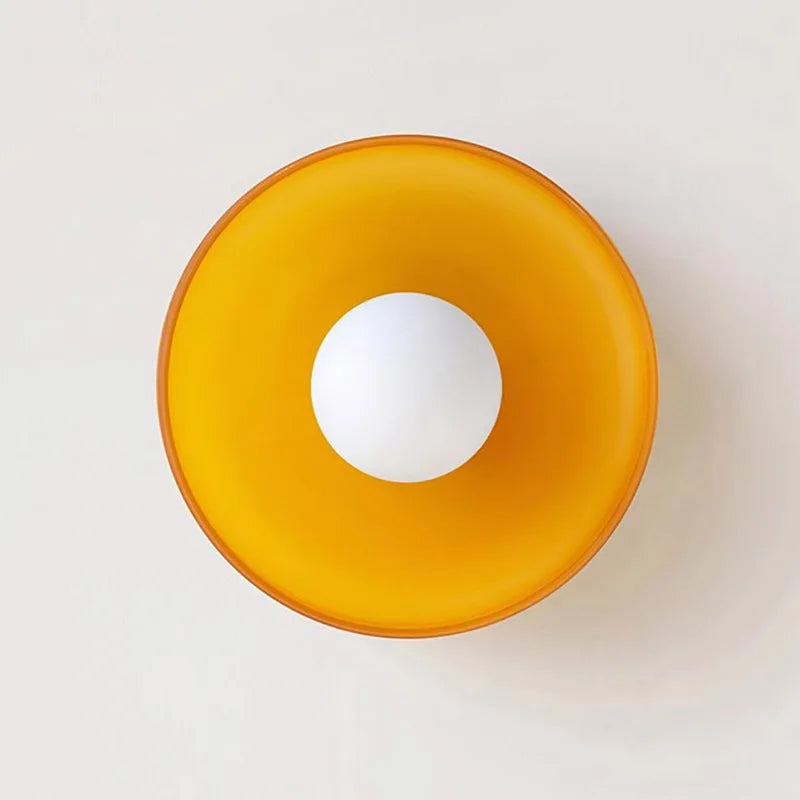 Skandynawska lampa sufitowa LED w minimalistycznym stylu nordyckim