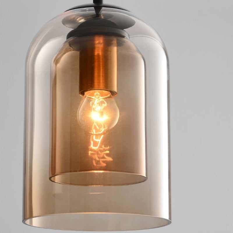 Designerskie lampy sufitowe – lampa wisząca z podwójnym kloszem w stylu mid-century