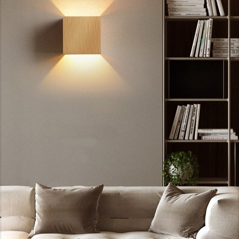 Nastrojowa estetyczna lampa ścienna do nowoczesnego domu