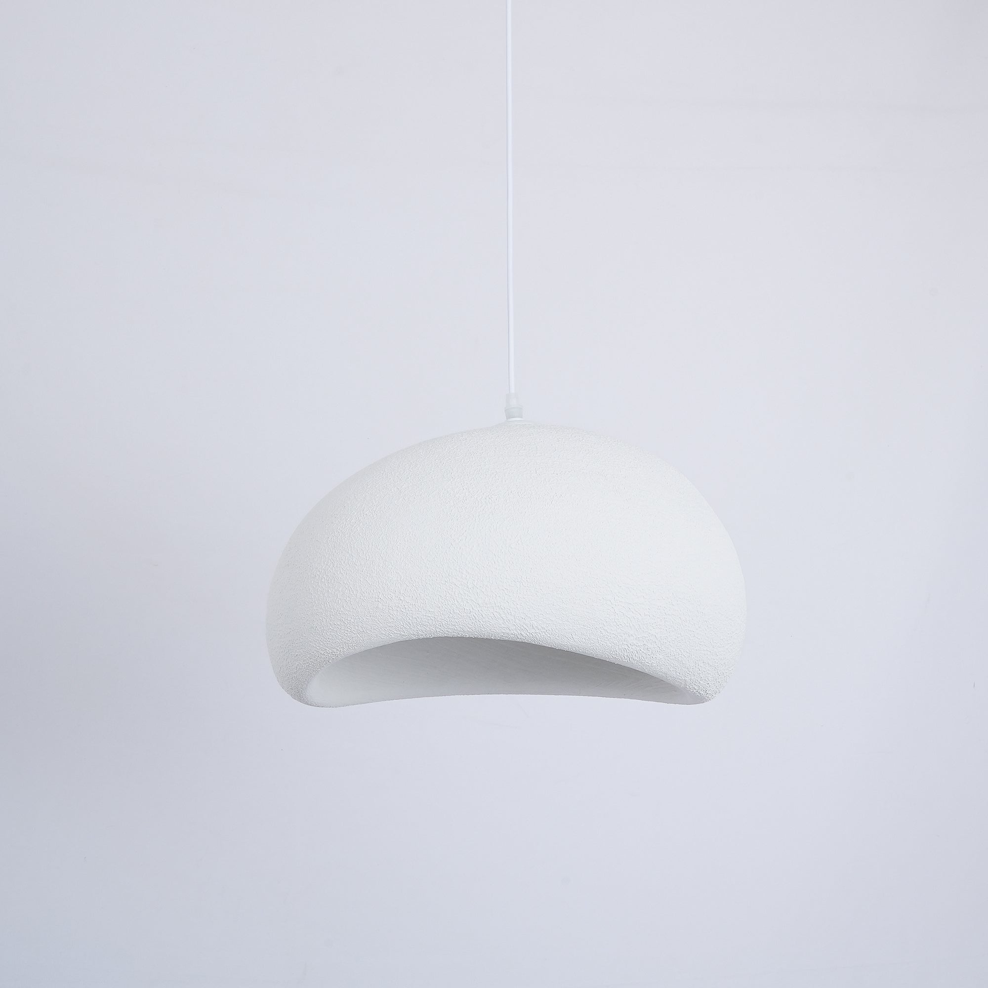 Lampa wisząca w kształcie chmury
