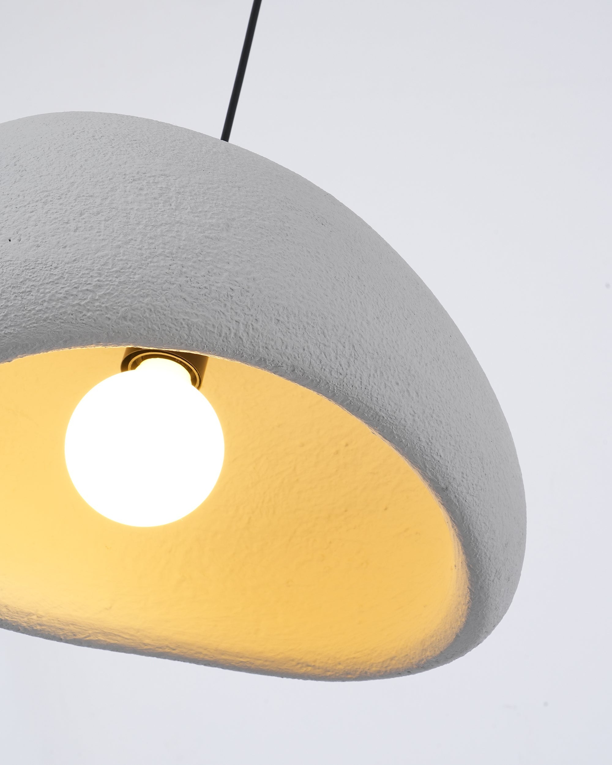 Lampa wisząca w kształcie chmury