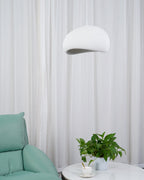 Lampa wisząca w kształcie chmury
