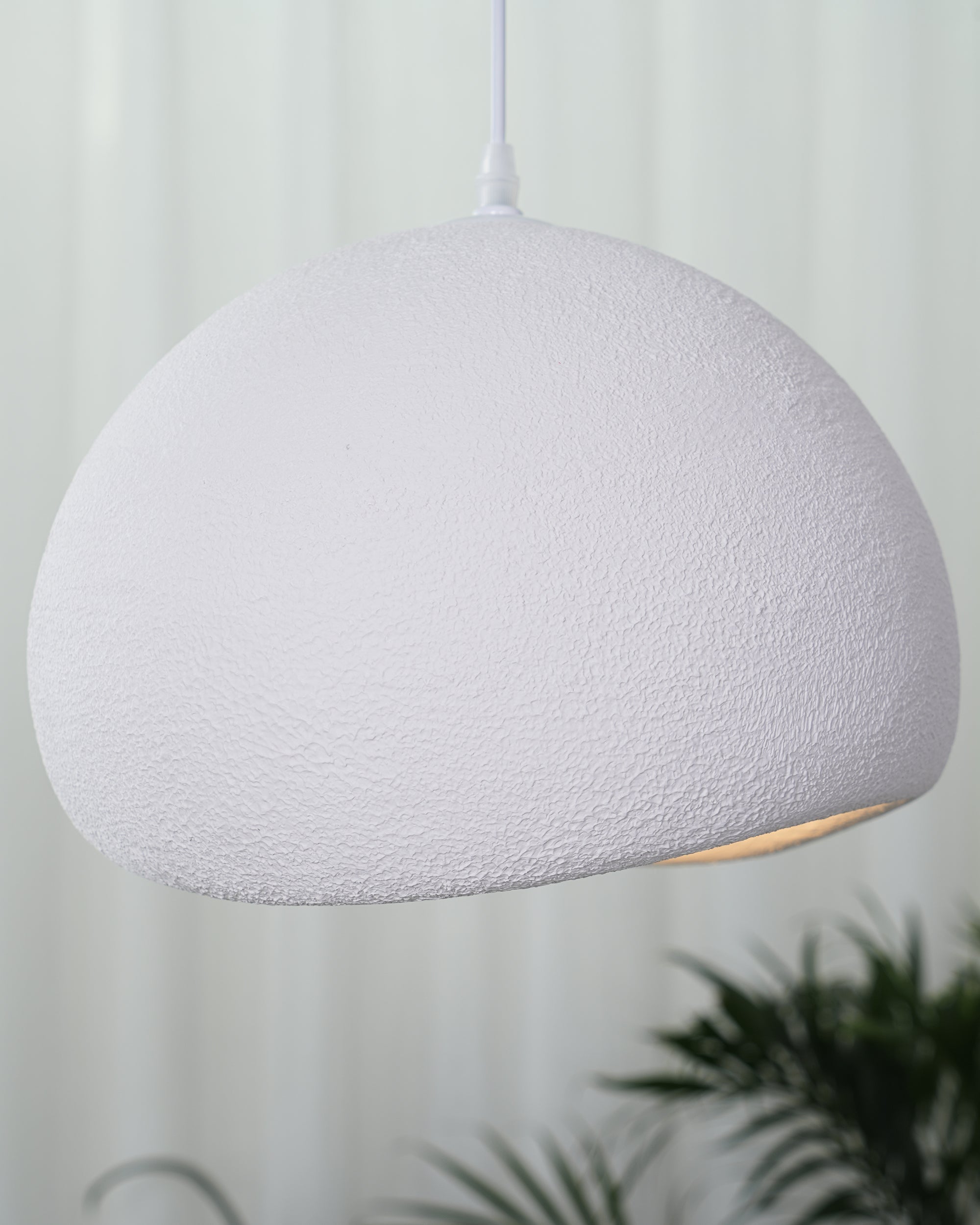 Lampa wisząca w kształcie chmury
