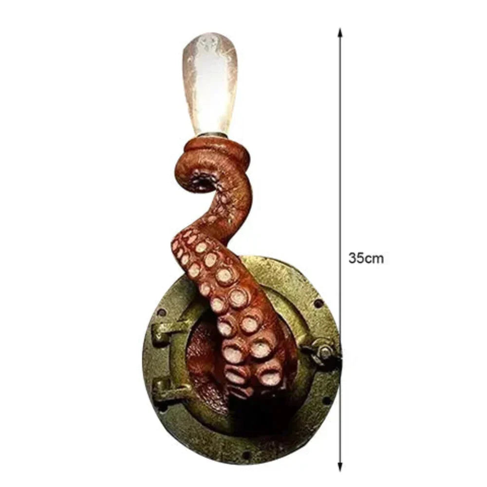 Współczesna lampa ścienna inspirowana mackami